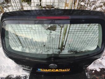 VW Touran -páté dveře, viko kufru LA7W,LC5C,LC9Z, - 18