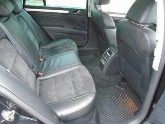 Škoda Superb 2.0 TDI Elegance 103kW ČR automat - 18