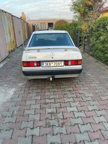 Křídla (spoilery) kufru mercedes - 18