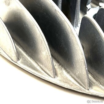 Aquablasting, vodní pískování, renovace automotodílů - 18