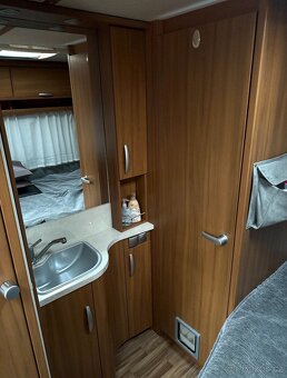 Karavan Wilk - 18