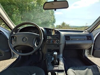 BMW E36 318iS Sedan r.v. 1994 - 18