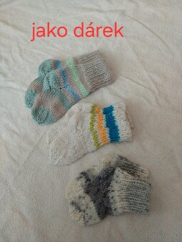Nabízím ručně háčkované oblečení pro děti  od 1 roku do 3 le - 18
