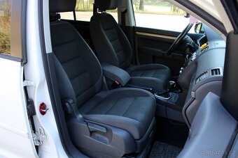 Volkswagen Touran 1.6 TDI DSG - 18
