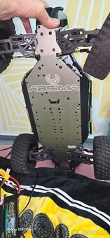 RC auto Mamba 7 Absima 1:7 - 18