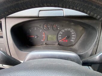 FORD TRANSIT 350M 7 míst 3 stranný sklápěč 127tkm - 18
