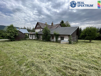 Prodej velkého RD k rekonstrukci, pozemek 1.120 m2,... - 18