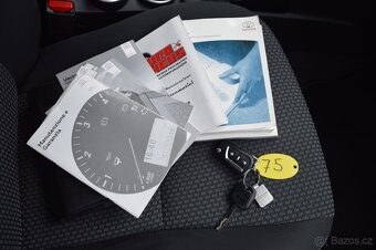 Toyota Verso 1.6i - 7 míst ,NAVI, kamera ,bez koroze - 18