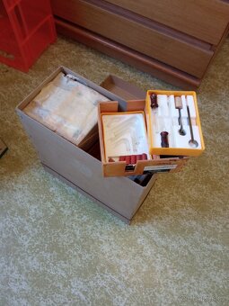 Velká sada laboratorního skla - 18