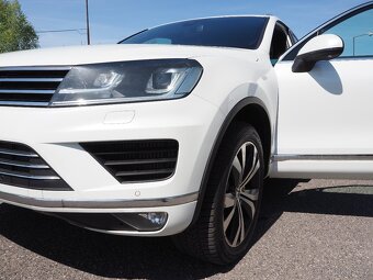 Volkswagen Touareg 3.0 TDI INDIVIDUAL, odpočet DPH - 18