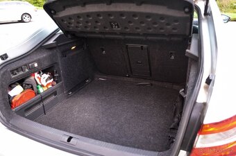 Škoda Superb 1.6 TDI Ambition - 18