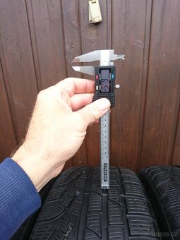 Renault Megane 3,4 17" Originální 205/50/17 zimní alu Kola - 18