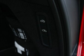 Volvo XC90 XC 90 D5 235k Drive-E R-Design AWD A/T - 18