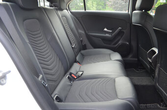 PRODÁM MERCEDES BENZ A 180D NOVÝ MODEL 2022 110.000KM DPH - 18