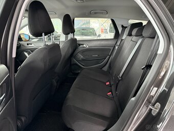 Peugeot 308 1,6 SERVISKA,2. SADA KOL - 18
