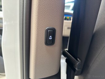 Prodám VW Multivan T7 2.0Tdi 110kw 150PS r.v.2023 - 18