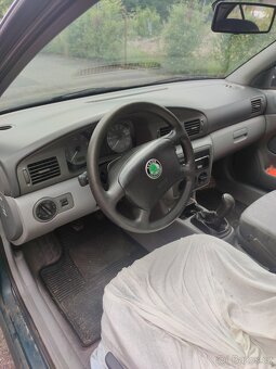 Škoda Octavia I 1.6 55 Kw - 18