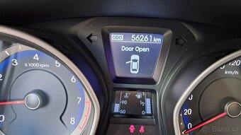 Hyundai i30, 1.6i / najeto 56 000 km ČR - 18