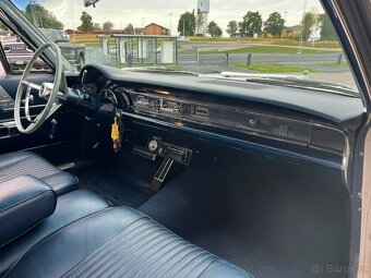 1966 Chrysler 300 - 18