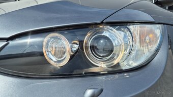 BMW M3 E92 manuál, V8 - 18