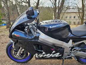 Kawasaki Ninja ZX7R r.v.1997 - 18