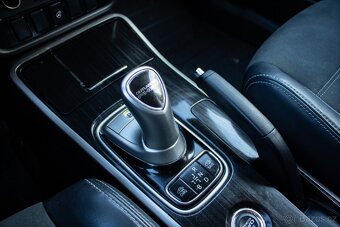 Mitsubishi Outlander PHEV Plugin Hybrid / AJ NA SPLÁTKY / - 18