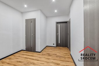 Pronájem nově zrekonstruovaného bytu 3+1 s lodžií, 72 m2, ul - 18