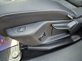 Peugeot 5008 Hybrid 136 e-DCS6 ALLURE - 18