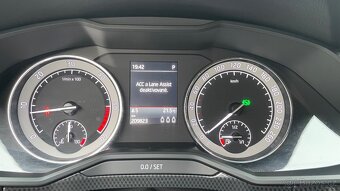 Škoda Superb SPORTLINE 2019 2.0tdi 140kw DSG - 18