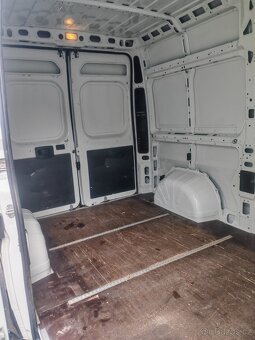 Peugeot Boxer 2.0 HDI 96Kw 2019 Luxusní stav TZ 2,5t 3 mista - 18