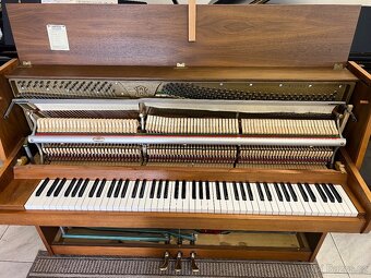 Finské piano Hellas se zárukou 2 roky, doprava do 100 km - 18
