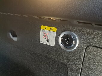 FORD KUGA 1,5i 110KW TINANIUM KAM NAVI TAŽNÉ - 18