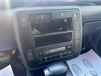 Volkswagen Sharan 2.0i 85kw Automat - 18