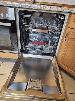 Kuchyňská linka se spotřebiči z Německa - 18