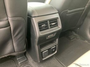 Ford Edge Vignale 2.0, 175 kW, ČR - 18
