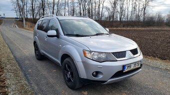 Mitsubishi Outlander II 2.0 DI-D 4x4 - 18