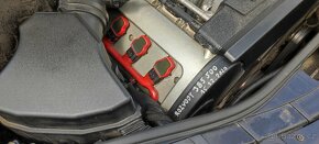 Prodám Audi A8 4,2 V8 benzín - 18