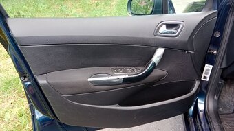 Peugeot 308 SW 2.0HDi 103kW,7/2010,KLIMA,PANORAMA,7.MÍSTNÉ - 18