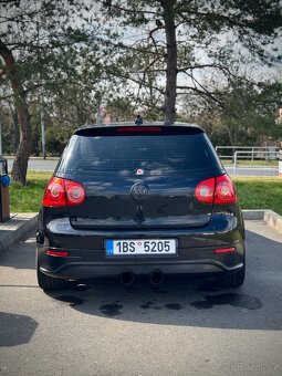 Volkswagen Golf 5 - 18