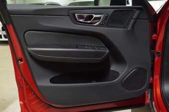 Volvo XC60, B5 AWD Plus Dark,ČR, DPH, - 18