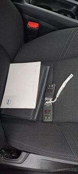 Volvo V40 2.0 D2 88kW NAVI - 18