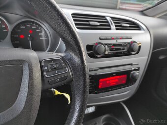 SEAT LEON 1.4 TSi 92KW, VELICE ZACHOVALÝ - 18