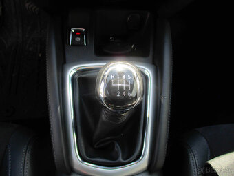 NISSAN QASHQAI 1,6DCi 96kw TEKNA LED PANO GPS 2017 - 18