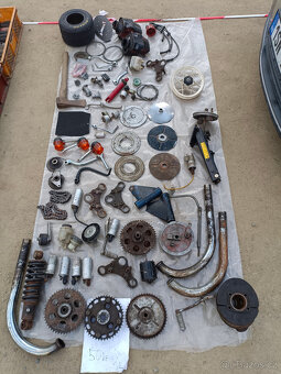 nádrž motor polomotor 125 175 jawa upravený rám drobné díly - 18