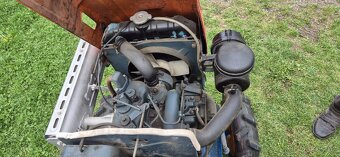 Traktor včetně vleku - 18