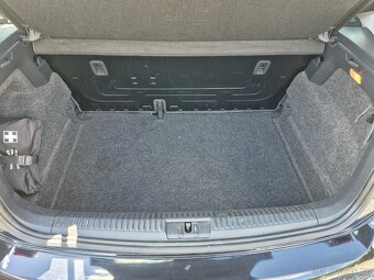 VW Polo 1,2 tsi 66 kw 2012 5xdveře - 18
