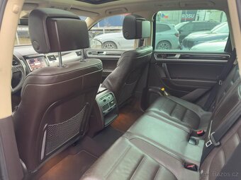 Volkswagen Touareg, 3.0 V6, highline, vzduch, pano - 18