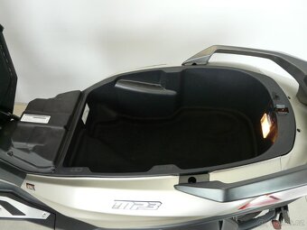 Piaggio MP3 530 Exclusive - 18