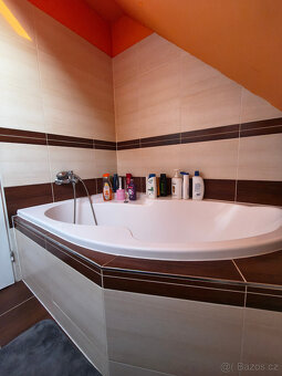 Červený Kostelec - rodinný dům 3+kk s pozemkem 2069 m2 - 18