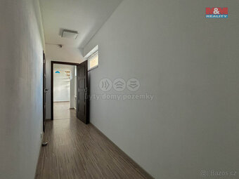 Pronájem bytu 4+kk, 99 m², Lovosice, ul. Osvoboditelů - 18